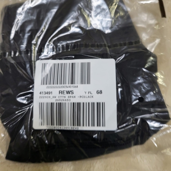 Pink VS high waist bike shorts - Picture 8 of 9